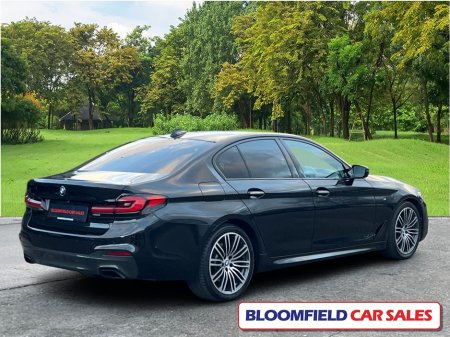 2017 BMW 5 Series MSPORT , AUTO // LOW MILEAGE €26,950 thumbnail