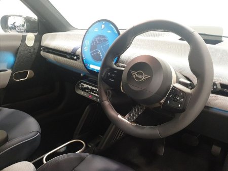 2025 MINI Hatch Cooper E €29,950 thumbnail