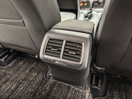 2019 Volkswagen Golf 2.0 TDI Automatic €22,995 thumbnail