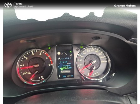 2025 Toyota Hilux 2.8 GR SPORT II CREWCAB €66,950 thumbnail