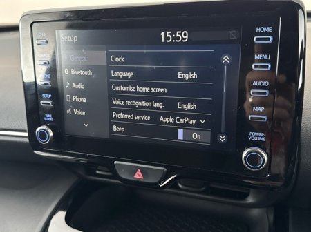 2023 Toyota Yaris Cross LUNA SPORT €27,950 thumbnail