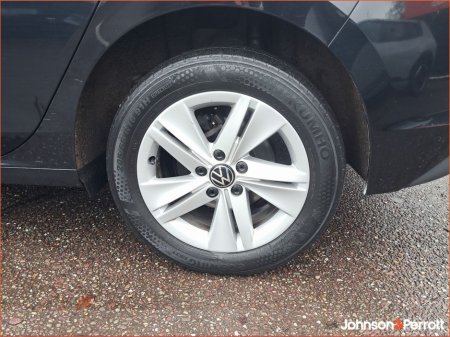 2021 Volkswagen Golf 2.0 TDI 115HP Comfort thumbnail