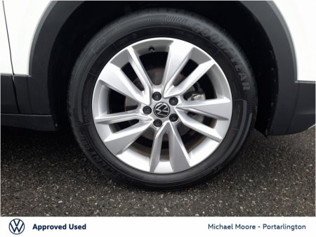 2025 Volkswagen T-Cross T-CROSS 1.0 TSI M5F 95HP €29,950 thumbnail