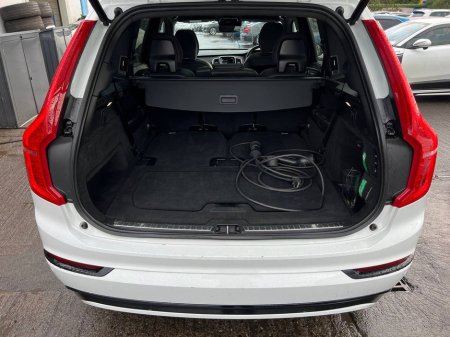 2022 Volvo XC90 R-DESIGN PRO T8 2.0 AWD HYBRID * HUGE SPEC * // OPENING PAN ROOF // LEATHER HEATED SEATS // RETRACTING TOW HOOK €46,900 thumbnail