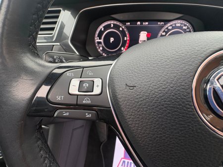 2018 Volkswagen Tiguan - thumbnail 26