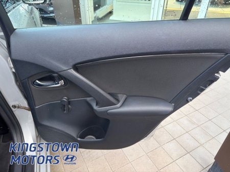 2010 Toyota Avensis - thumbnail 15