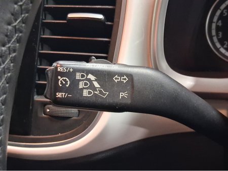 2012 Volkswagen Beetle **MINT CONDITION** €8,995 thumbnail