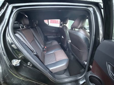 2018 Toyota C-HR 1.8 HYBRID LUNA SPORT €18,900 thumbnail