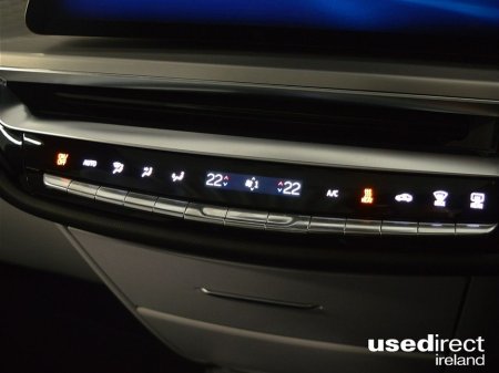 2026 Cadillac Lyriq - thumbnail 11