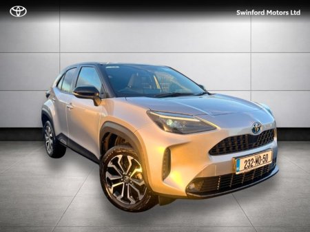 2023 Toyota Yaris Cross CR CROSS LUNA SPORT 4DR AUTO thumbnail