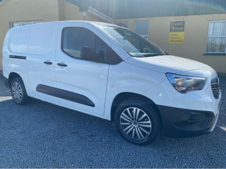 2022 Opel Combo - thumbnail 2