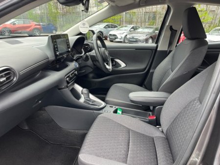 2023 Toyota Yaris - photo 6