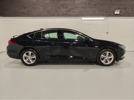 2017 Opel Insignia GRAND SPORT SE 2.0 17 170PS 5DR €10,850