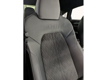 2025 Audi A6 E-HYBRID QUATTRO LAUNCH EDITION €79,888 thumbnail