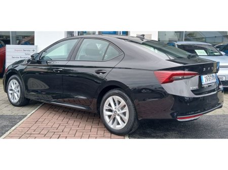 2025 Skoda Octavia Selection 2.0TDI 115HP *REAR VIEW CAMERA, BLUETOOTH, CALL US TODAY!* €35,995