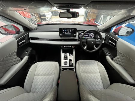 2024 Mitsubishi Outlander - thumbnail 22