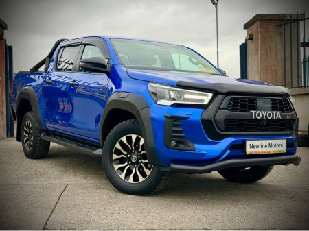 2023 Toyota Hilux - thumbnail 4
