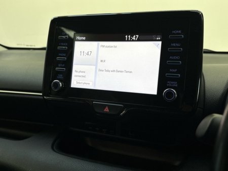 2022 Toyota Yaris - thumbnail 11