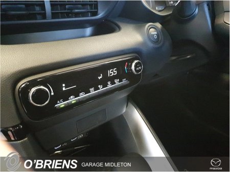 2025 Mazda Mazda2 Mazda2 Hybrid 116hp AT FWD Exclusive-Line €27,900 thumbnail