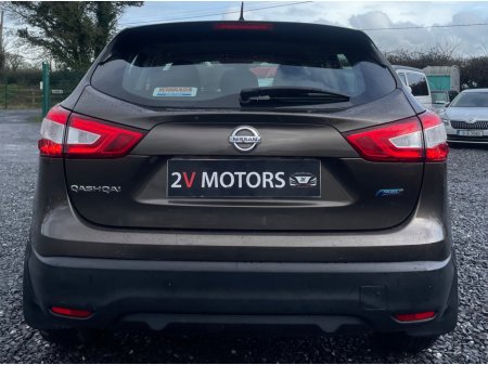 2015 Nissan Qashqai 1.5 DSL SV 4DR LOW KM €8,950 thumbnail