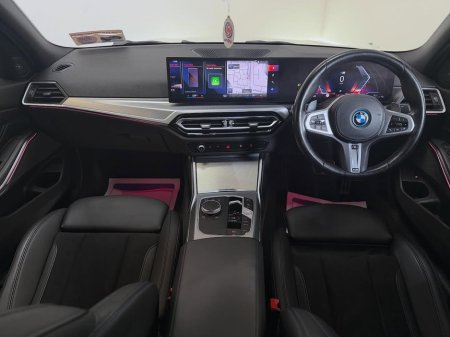 2022 BMW 3 Series - thumbnail 11