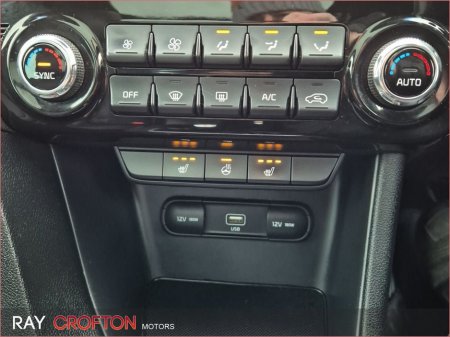 2019 Kia Sportage 1.6 CRDI GT Line €20,950 thumbnail