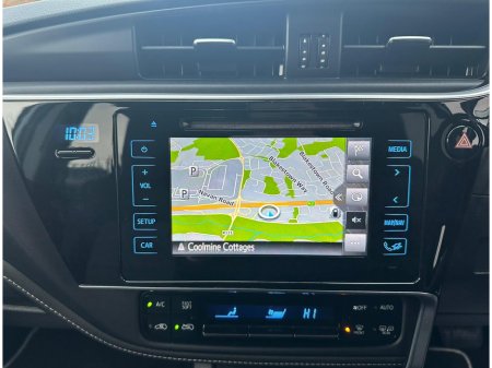 2018 Toyota Auris 1.8 HYBRID LUNA SPORT 136BHP AUTO LOW KM €16,450 thumbnail