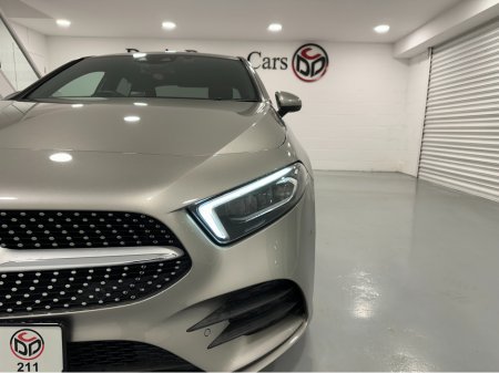 2021 Mercedes-Benz A Class (211) A200D AMG AUTO €31,950 thumbnail