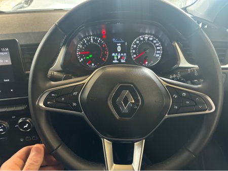 2023 Renault Captur - thumbnail 8