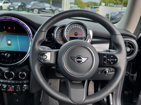 2023 MINI Hatch - thumbnail 5