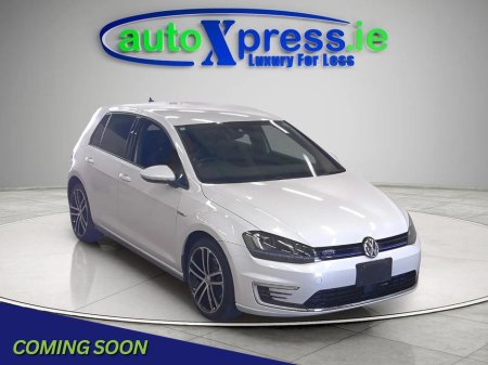 2017 Volkswagen Golf - thumbnail 1