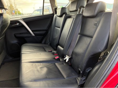 2015 Toyota Rav4 - thumbnail 9