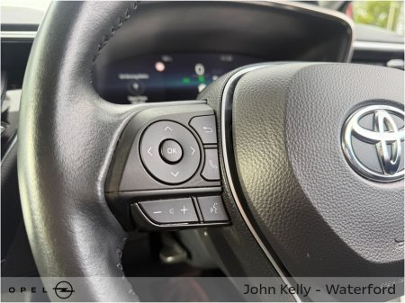 2023 Toyota Corolla 1.8 Hybrid Luna Saloon €22,450 thumbnail