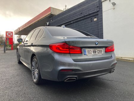 2018 BMW 5 Series - thumbnail 2