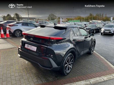 2025 Toyota C-HR - photo 2