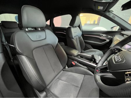 2023 Audi Q8 - thumbnail 14