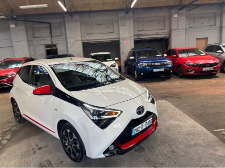 2020 Toyota Aygo 1.0 XPLAY SPHONE 4DR €9,750 thumbnail