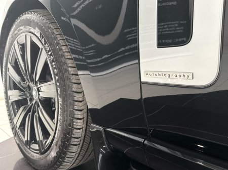 2026 Land Rover Range Rover - thumbnail 15