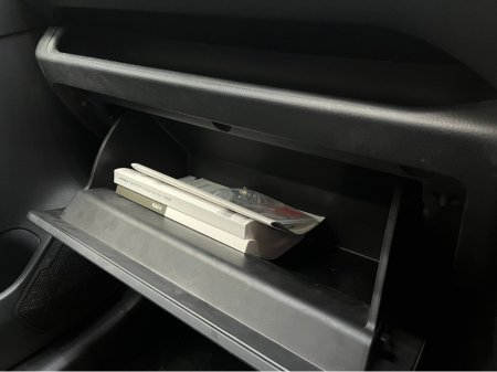 2020 Toyota Rav4 - thumbnail 16