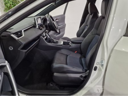 2022 Toyota Rav4 2.5 HYBRID SPORT AUTOMATIC **ORIGINAL IRISH CAR / APPLE CARPLAY / ACTIVE RADAR CRUISE CONTROL / ELECTRIC BOOTLID / FRONT & REAR PARKING ASSIST / HEATED FRONT SEATS / SAT NAV / REVERSE CAMERA** €38,450 thumbnail