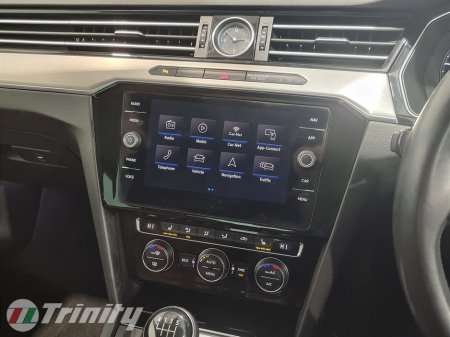 2018 Volkswagen Passat 1.6 TDI 120HP Highline thumbnail