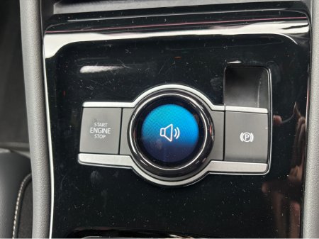 2025 Volkswagen Tiguan R-LINE ETSI S-A TSI DSG €49,900 thumbnail