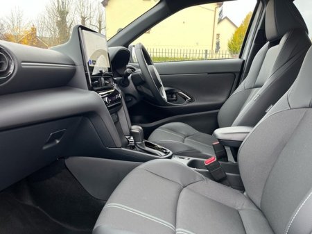 2025 Toyota Yaris Cross - photo 6