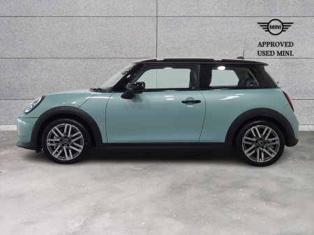 2025 MINI Hatch - view 3