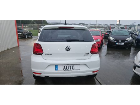 2015 Volkswagen Polo auto 1.2 comfortline plus low kms high spec €10,995 thumbnail