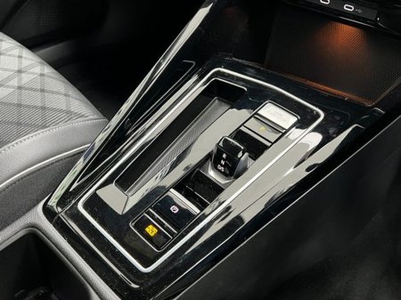 2023 Volkswagen Golf - thumbnail 8