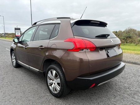 2014 Peugeot 2008 - thumbnail 5
