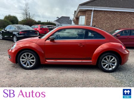 2016 Volkswagen Beetle - thumbnail 6