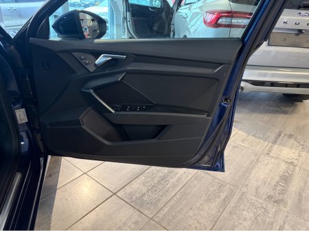 2022 Audi A3 30 TFSI 110HP SE 4DR €25,900 thumbnail