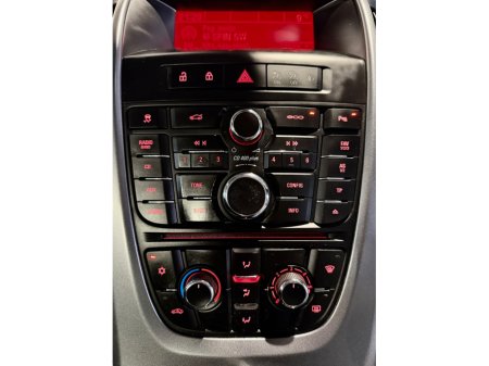 2016 Opel Astra SALOON 1.6 CDTI 110PS 4DR €7,990 thumbnail